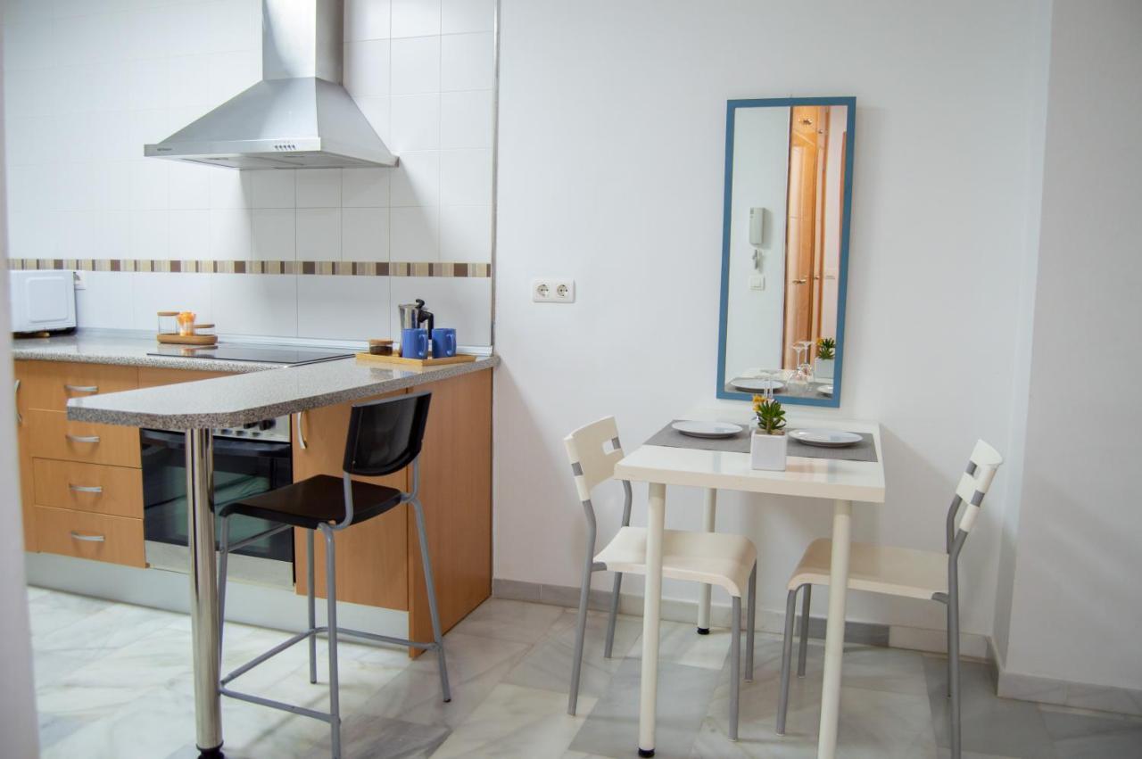 Novam Apartament Малага Екстер'єр фото