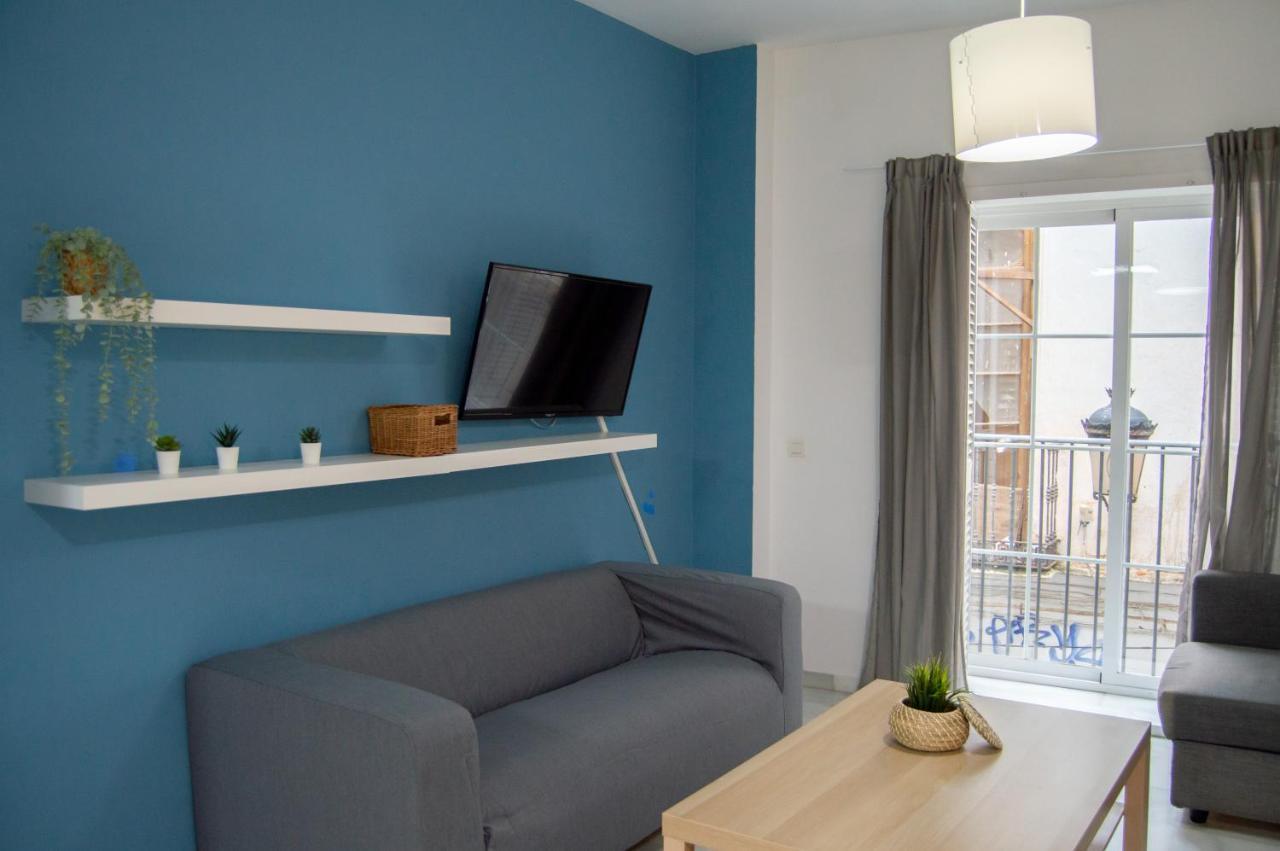 Novam Apartament Малага Екстер'єр фото